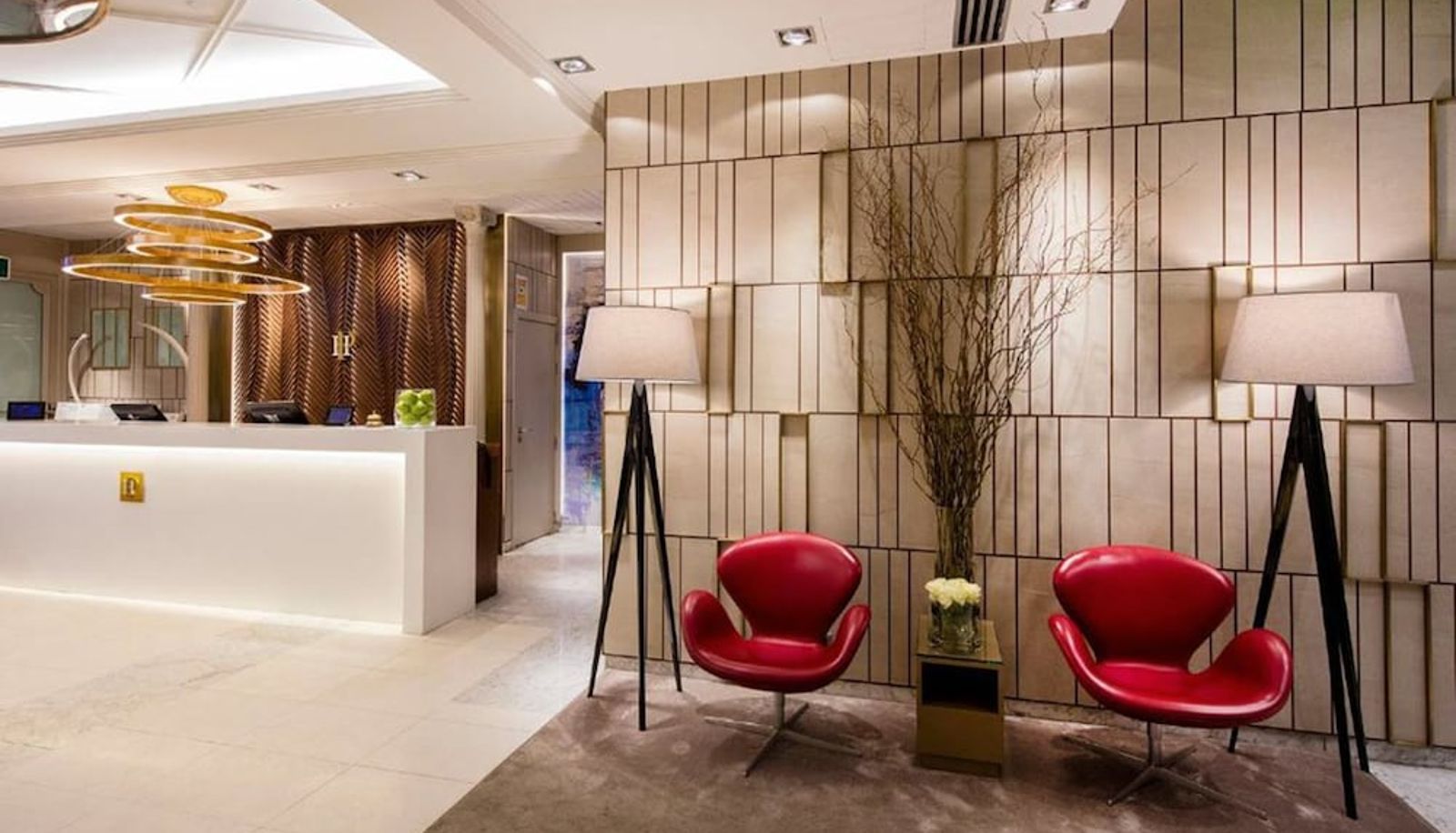 Recepción - Hotel Preciados
