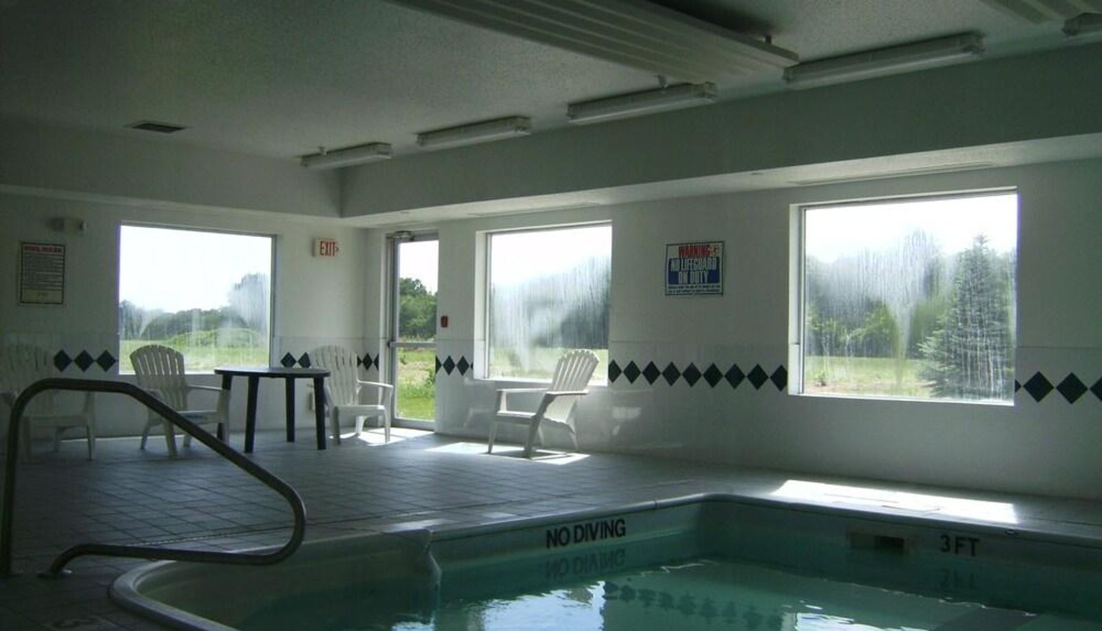 Piscina - Astoria Inn