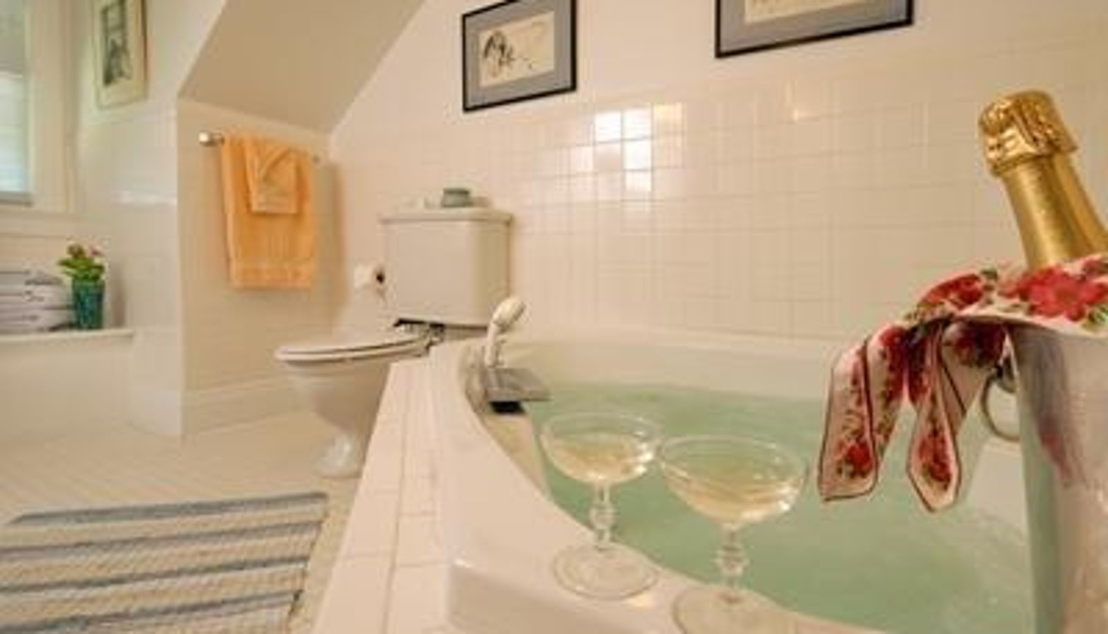 Kamer - Southmoreland on the Plaza an Urban Inn