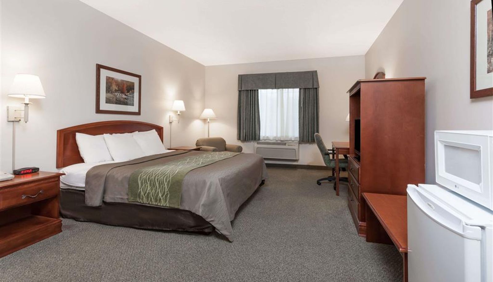 Zimmer - Days Inn by Wyndham Pentwater