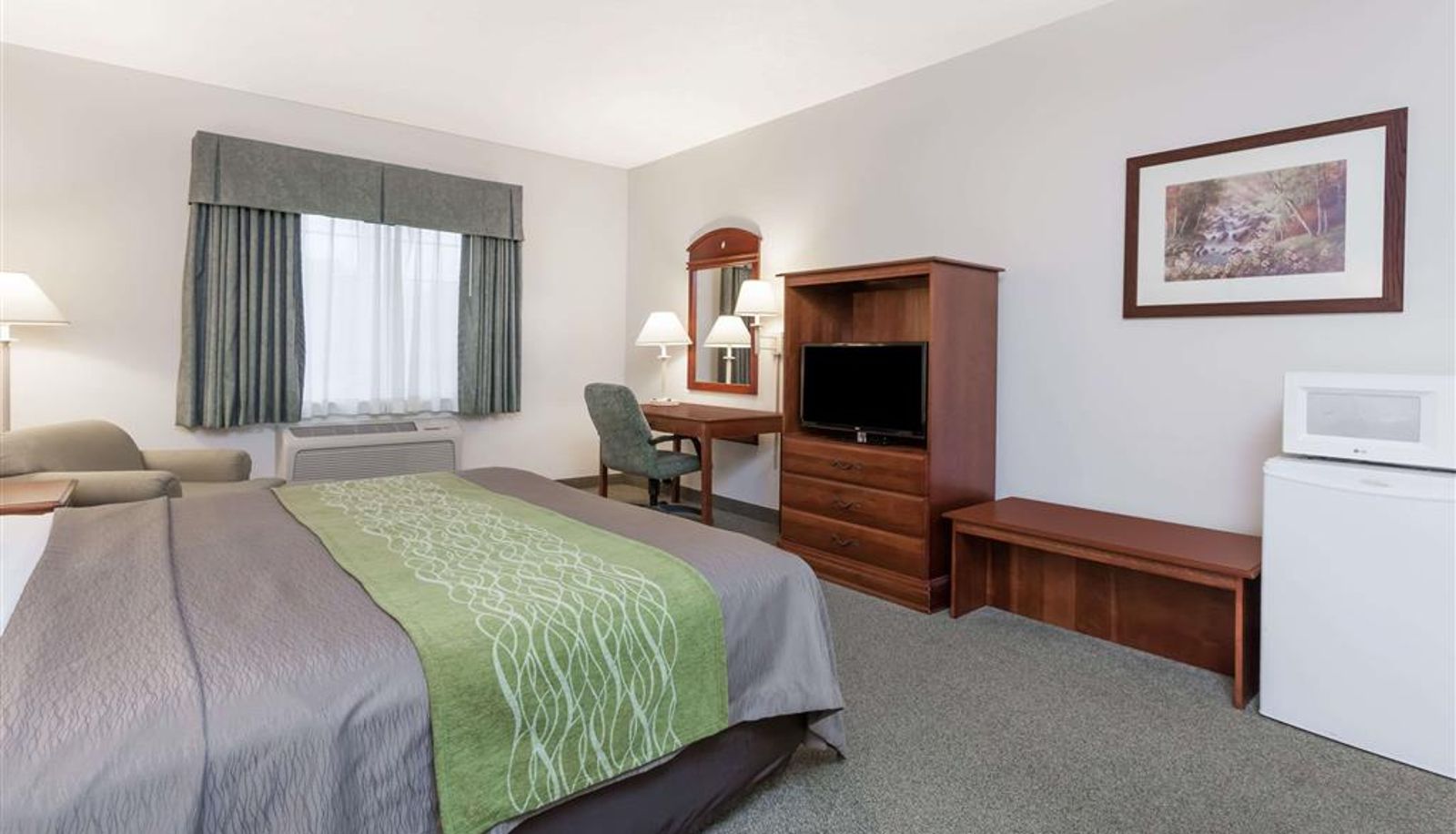 Room - Days Inn by Wyndham Pentwater