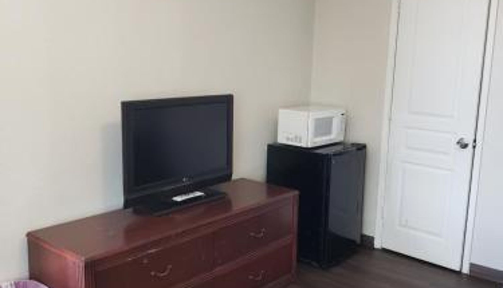 Standardzimmer - Classic Inn and Suites