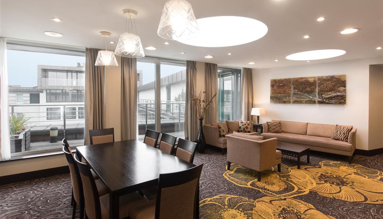 Suite - RADISSON BLU CARLTON BTS