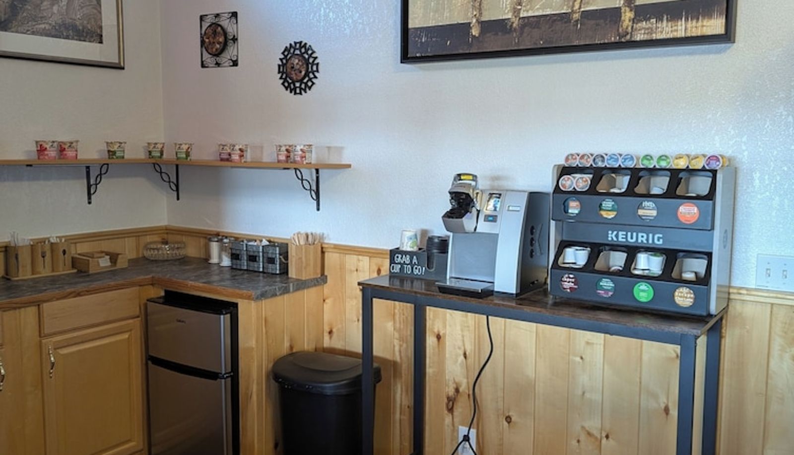 Reception - The Western Inn Motel and RV Park
