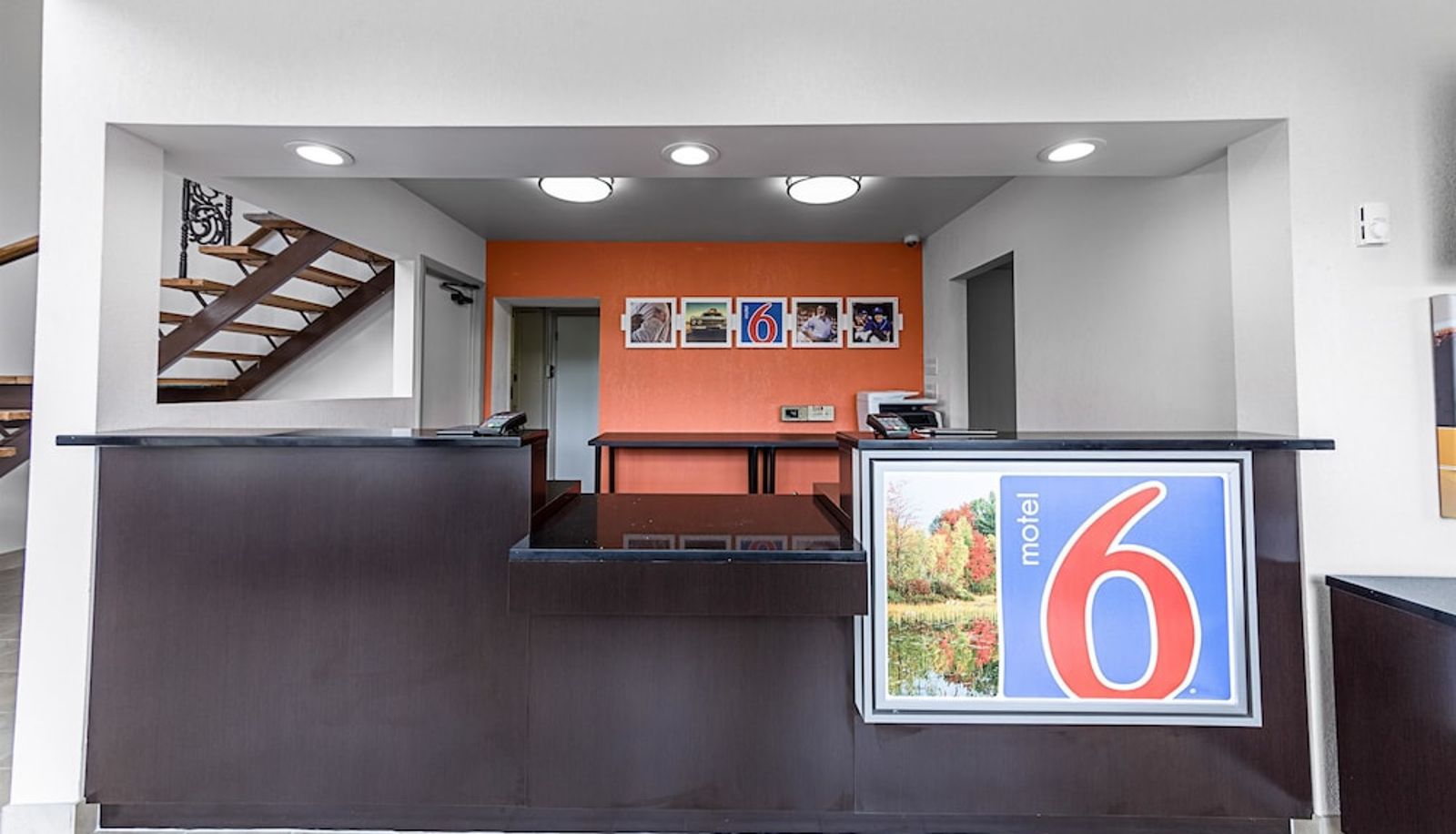 Hall - PA Motel 6 Warminster