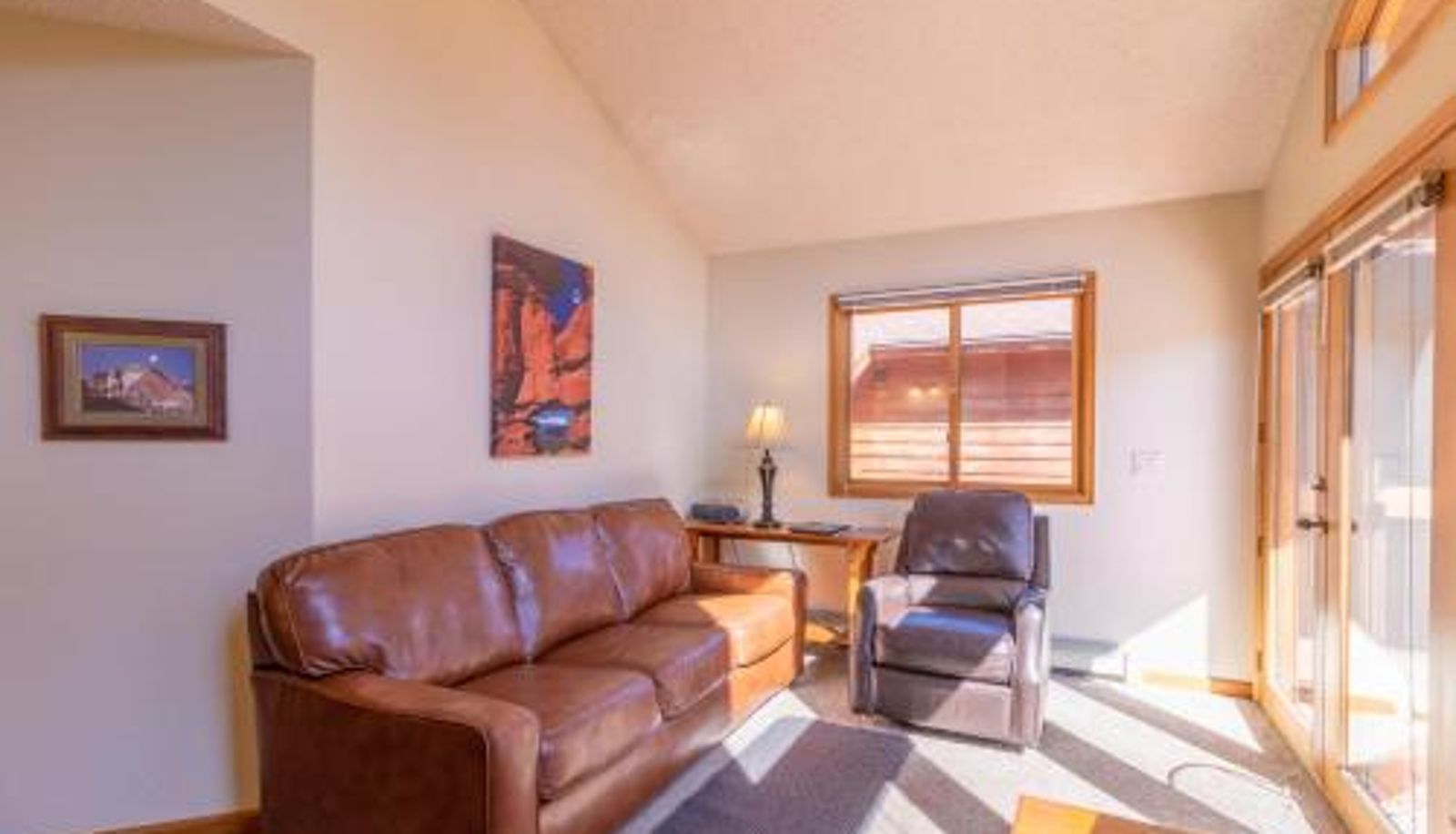 Suite - Woodlands on Fall River