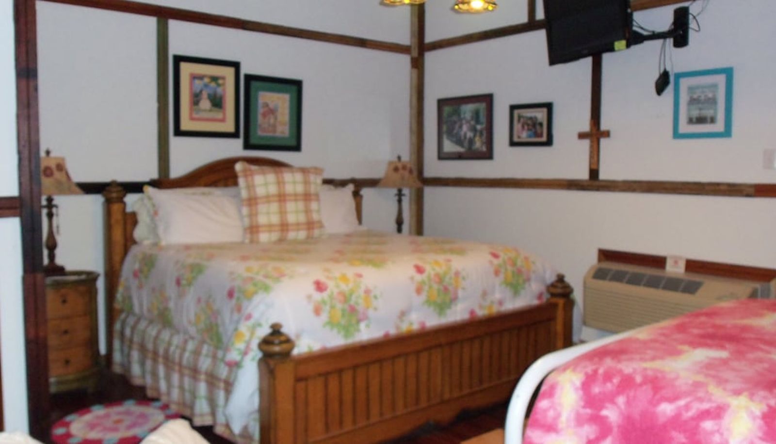 Info - The Main Street Hotel