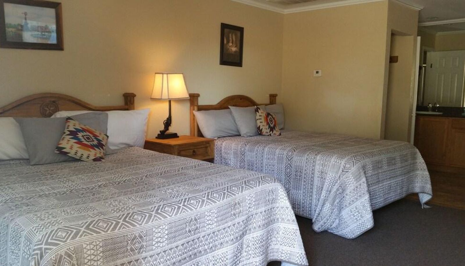 Standard room - Canyon Springs Country Lodge