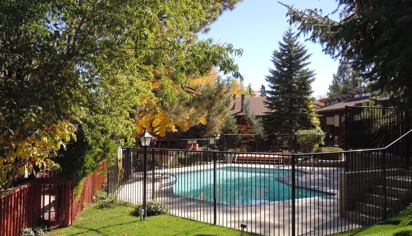 Pool - Snow Summit Townhouse Rentals & Sales