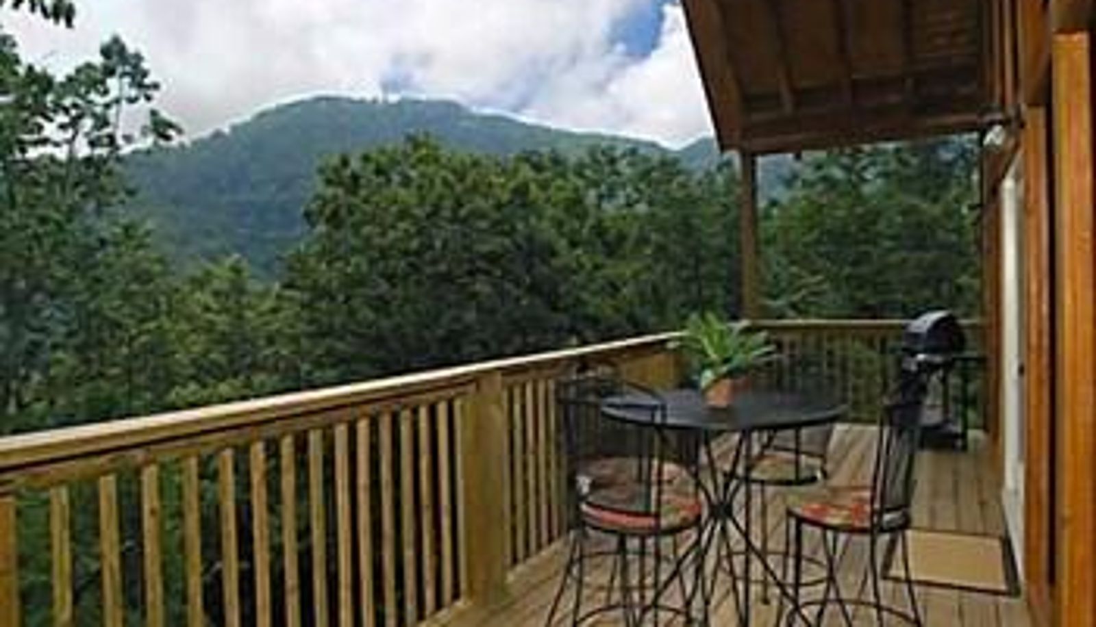 Pokój z balkonem - Smoky Mountain Lodging