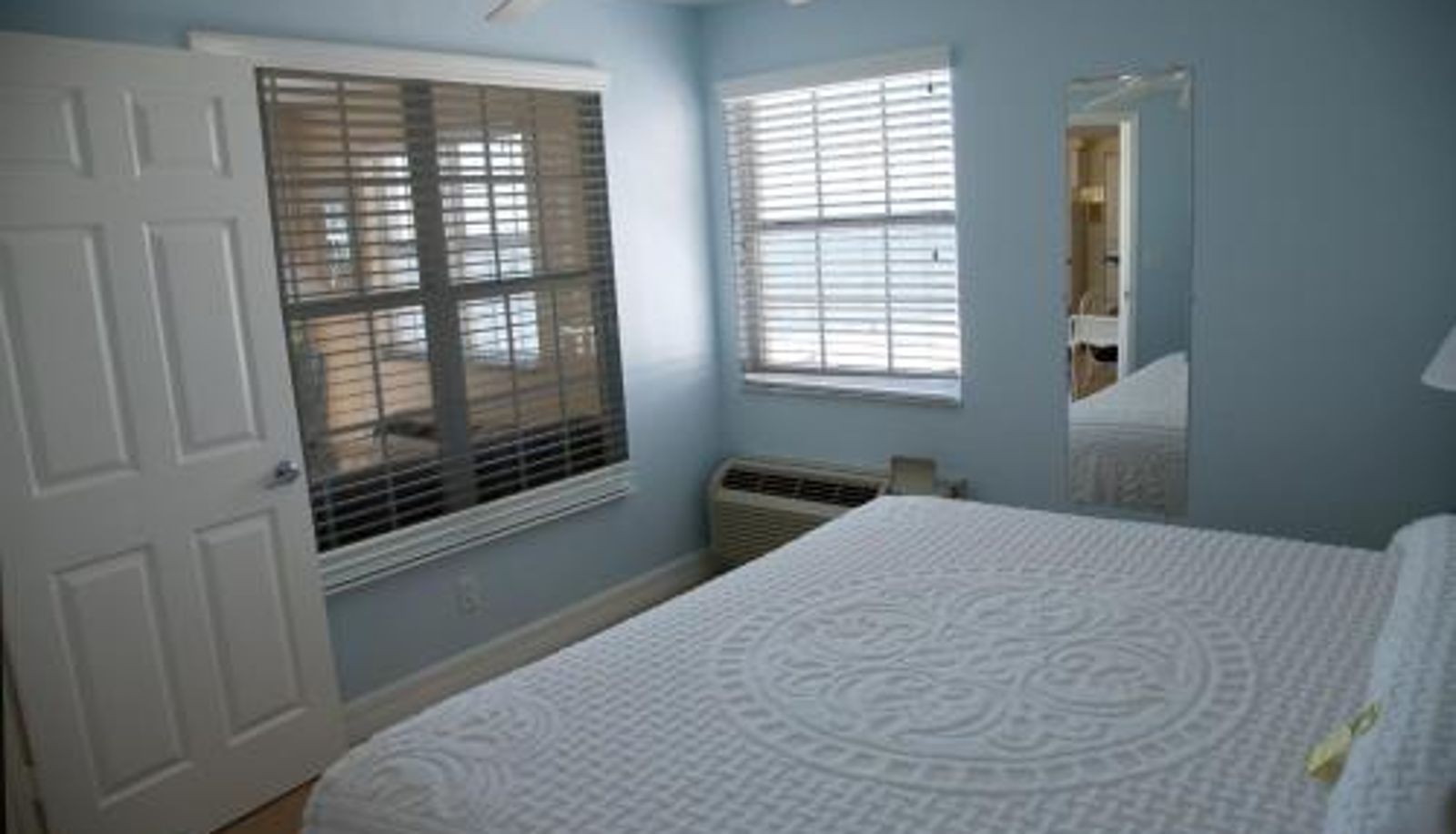 Apartment - Edison Beach House
