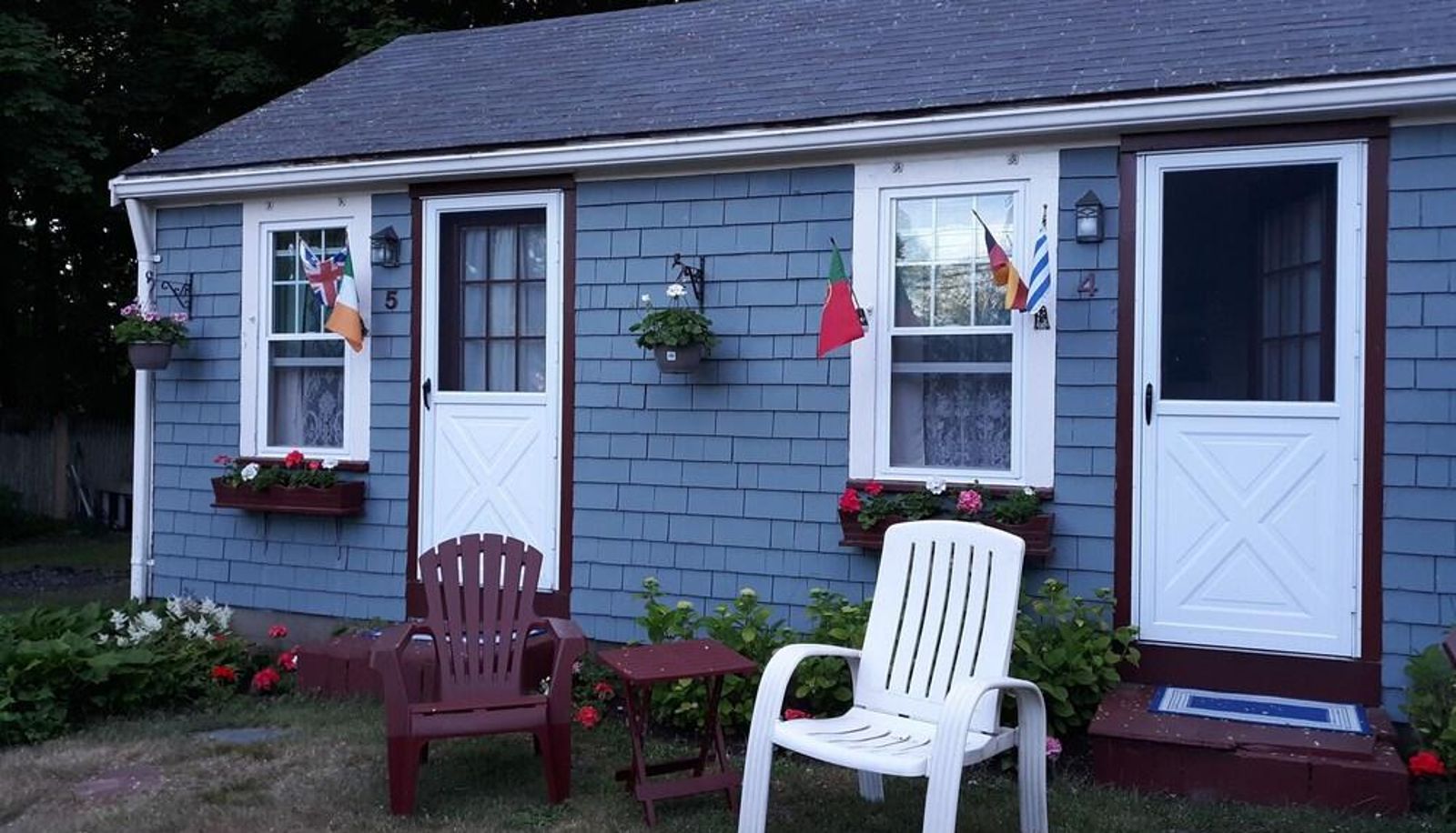 Hotel outdoor area - Beach Plum Motor Lodge
