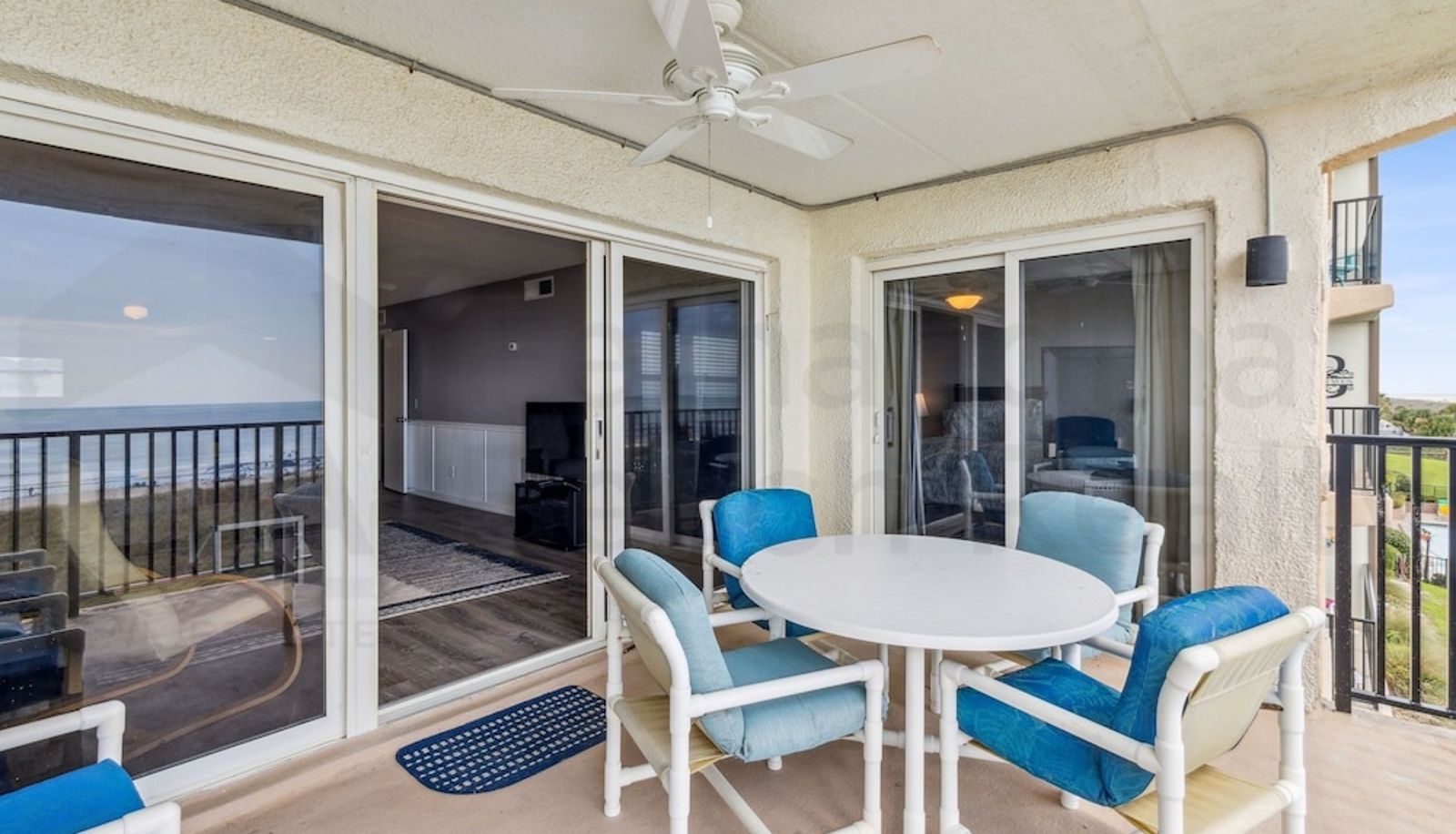 Apartment - Amelia South 2 Bedroom Condo by RedAwning