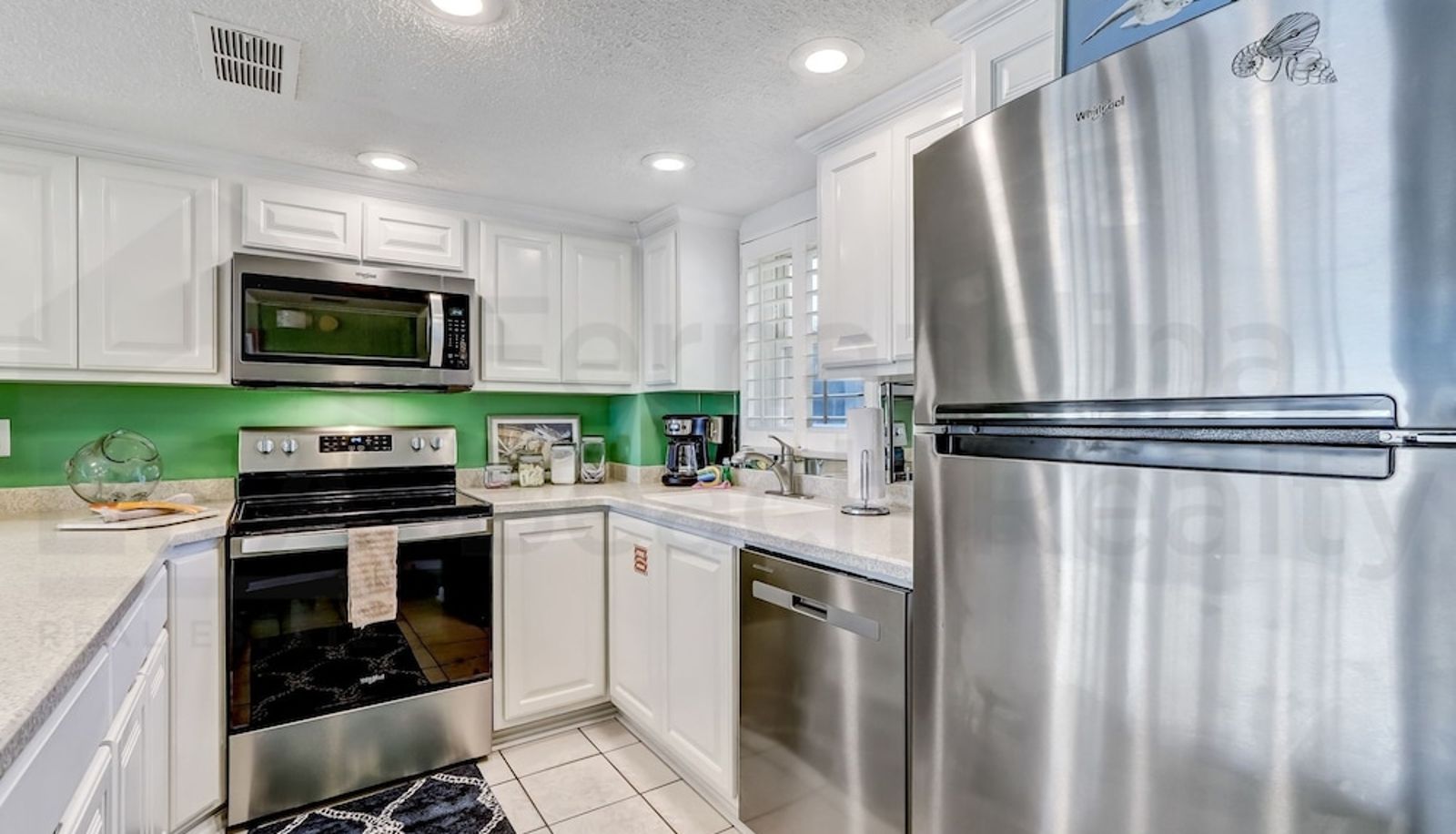 Apartment - Popular Amelia South Panoramic Ocean View Condo by RedAwning