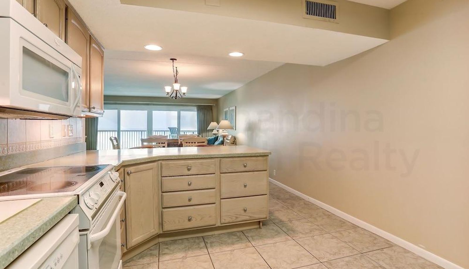 Apartment - Serene Condo with Splendid Atlantic View by RedAwning