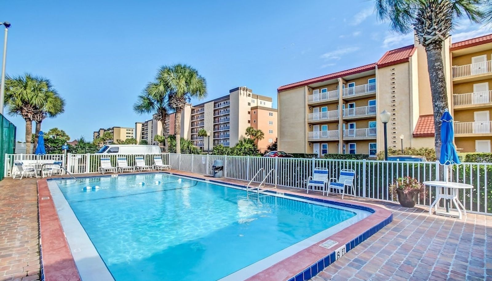 Apartment - Easy Acces to the Pool and Private Walkway to the Beach by RedAwning Ocean View Condo