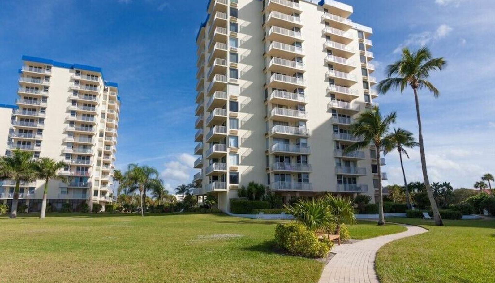 Appartement - Estero Beach and Tennis C 707