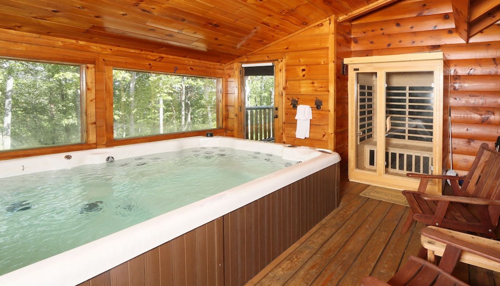 Basen - Skinny Dippin 1 Br cabin by RedAwning