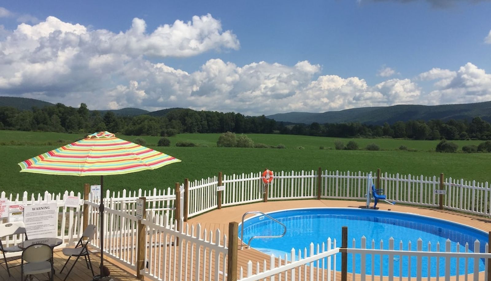 Pool - Apple Inn and Suites Cooperstown Area