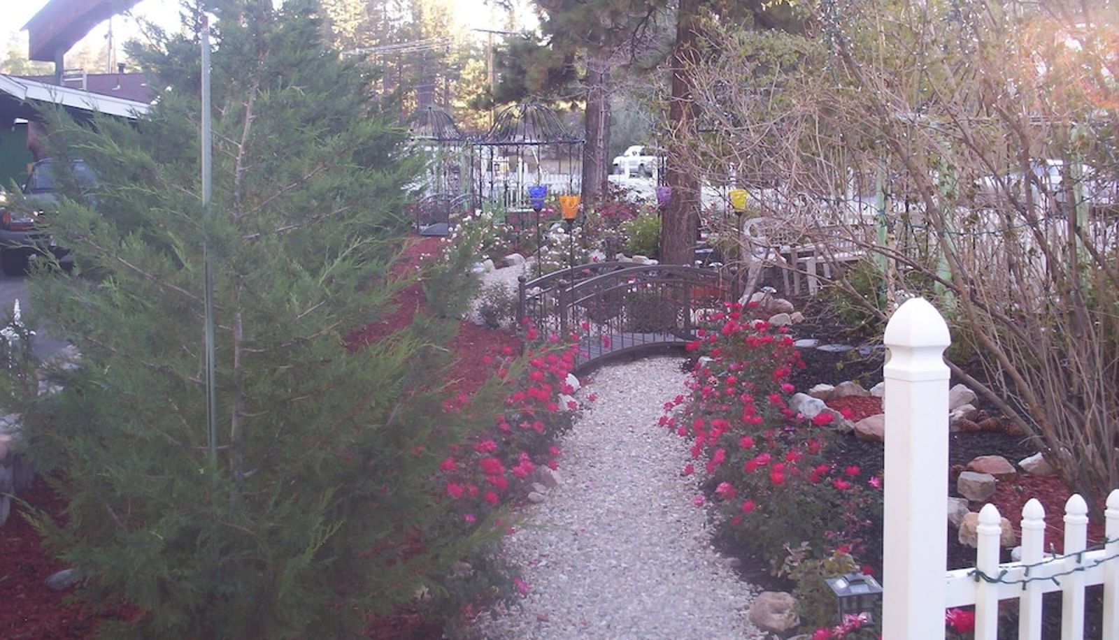 Tuin - Big Bear Manor Spa Cabins