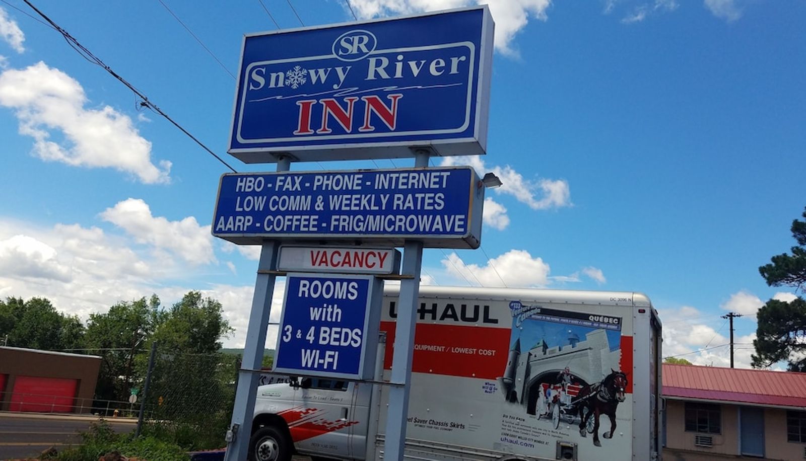 Info - Snowy River Inn