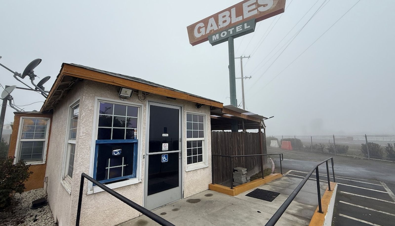 Receptie - Gables Motel Near Fresno Yosemite