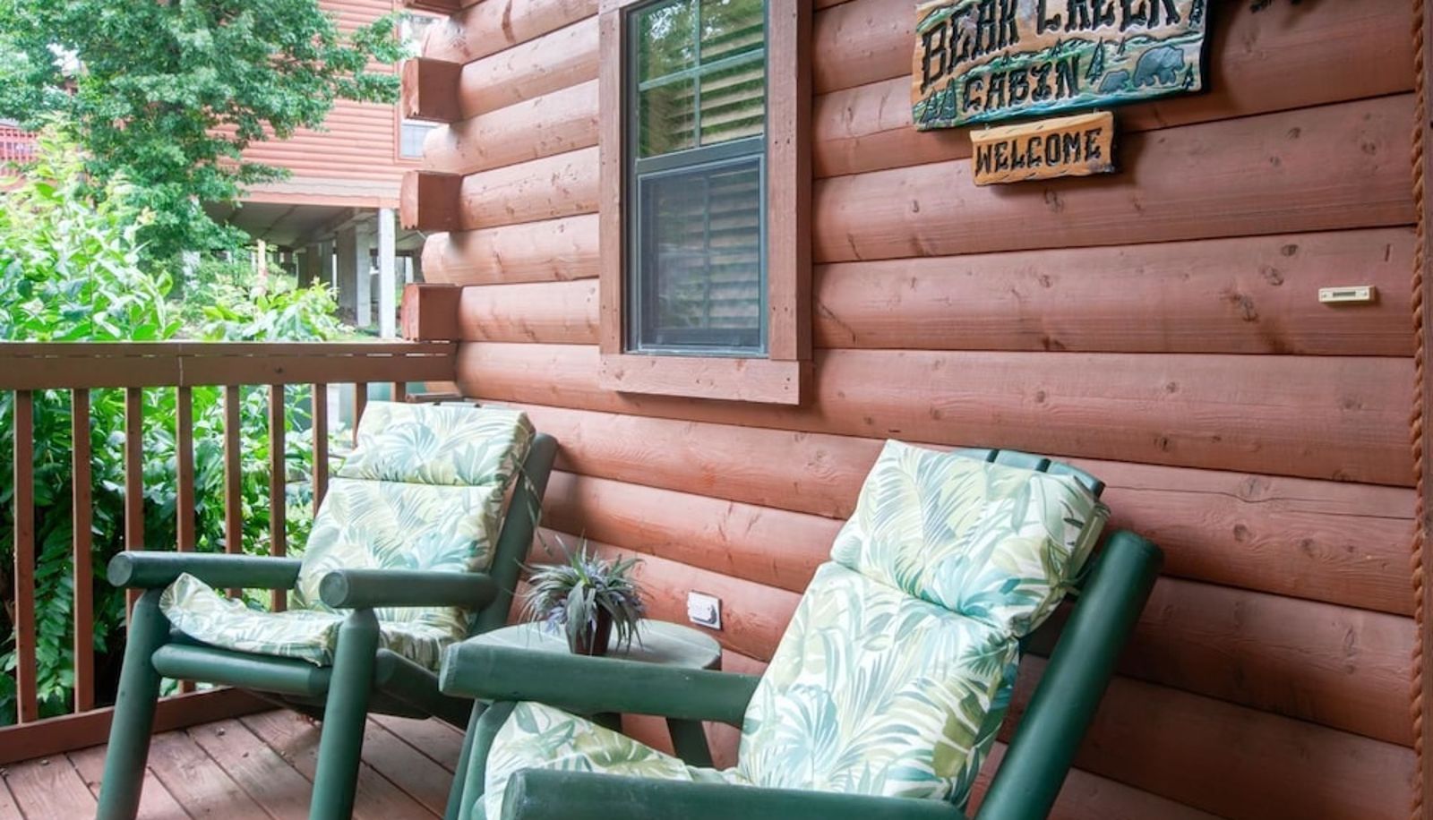 Terasse - Bear Creek Cabin by RedAwning