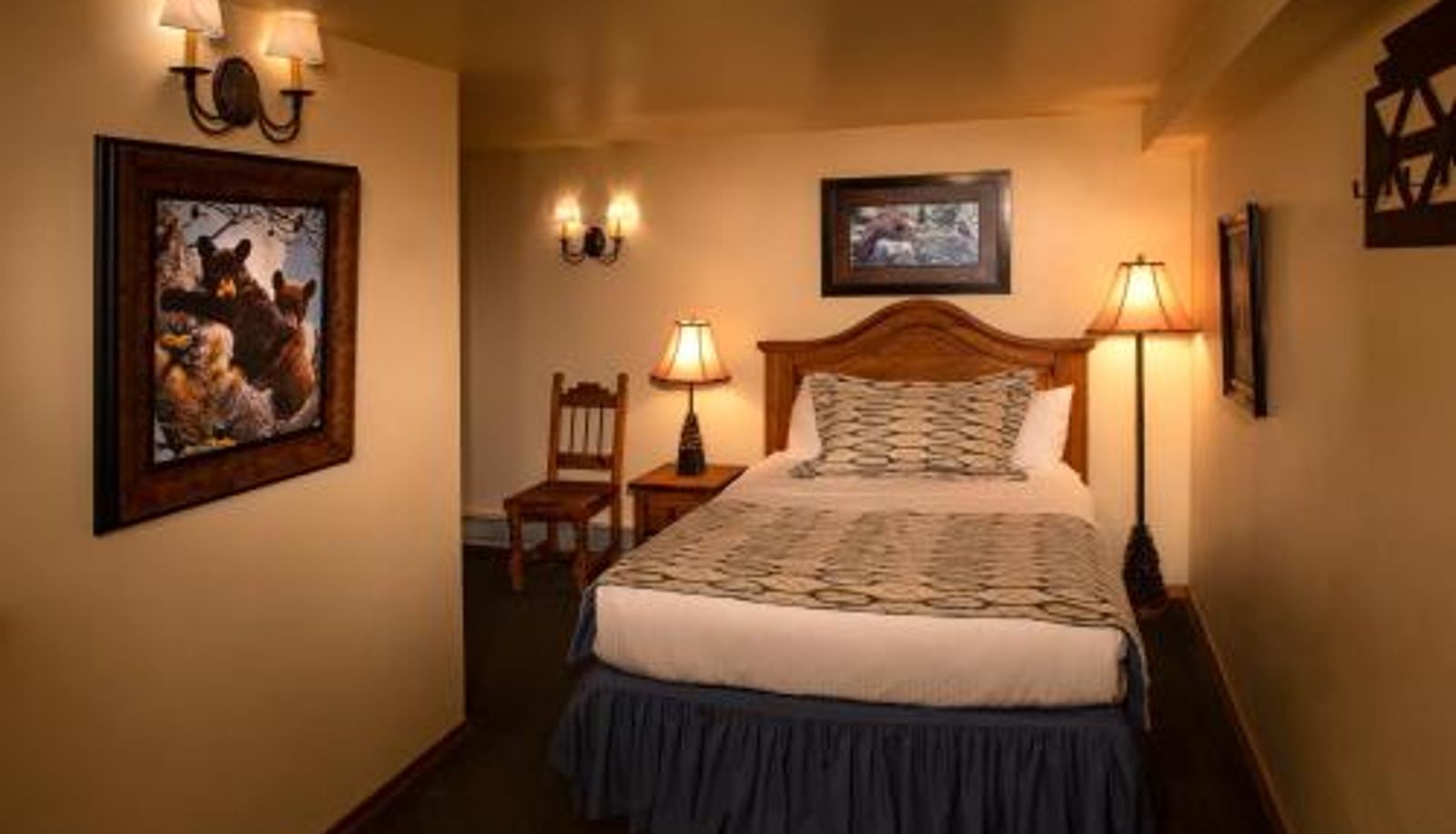 Suite - Alpine Village Suites