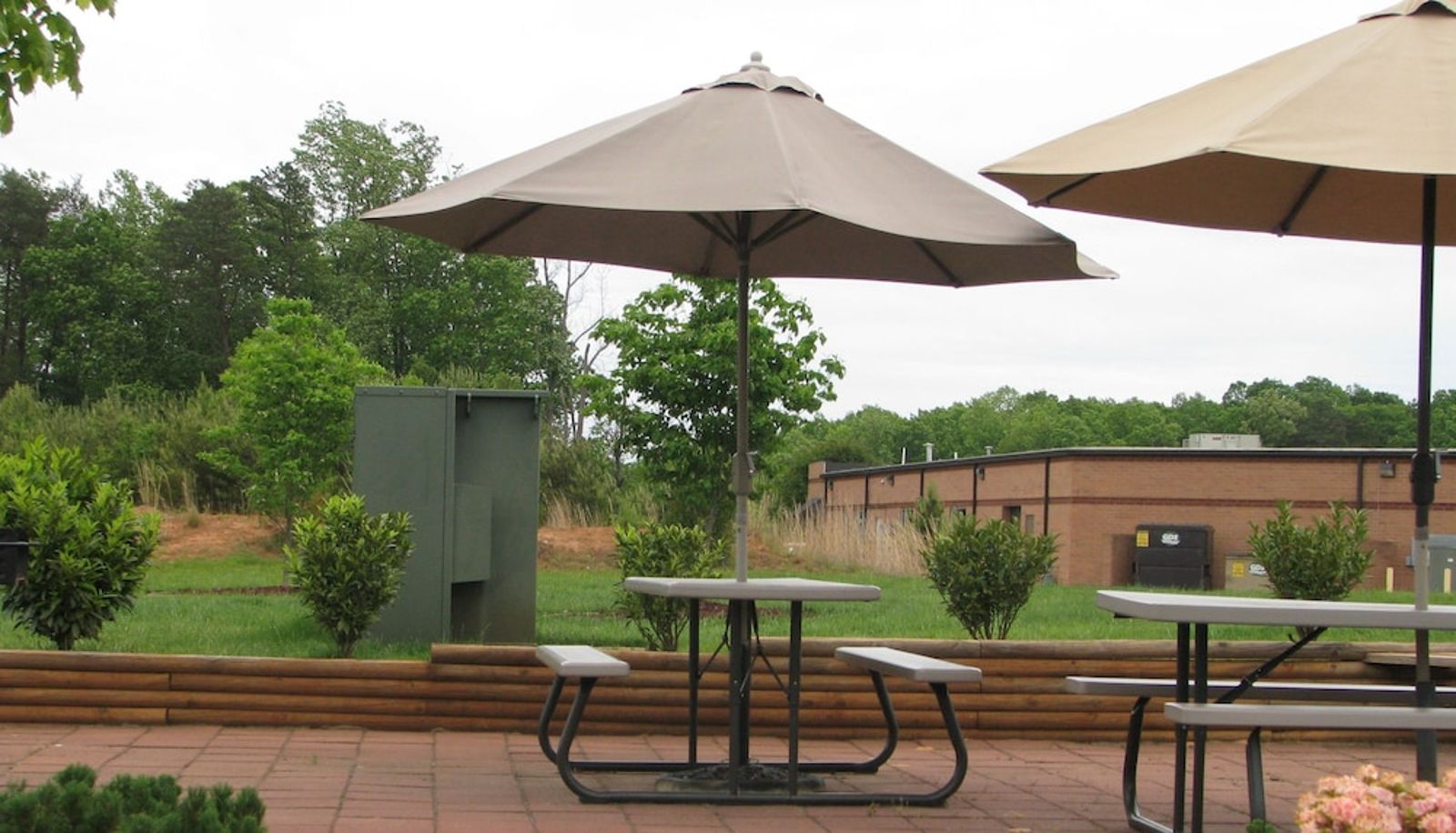 Surrounding - Affordable Suites of America -