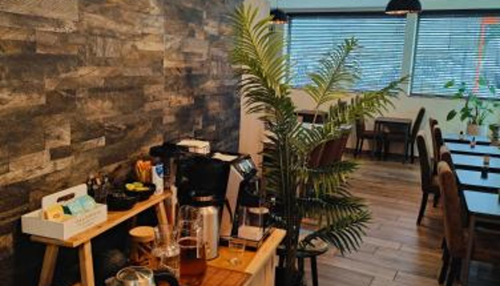 Sala prima colazione all'interno del ristorante - Hotel Ladeuze