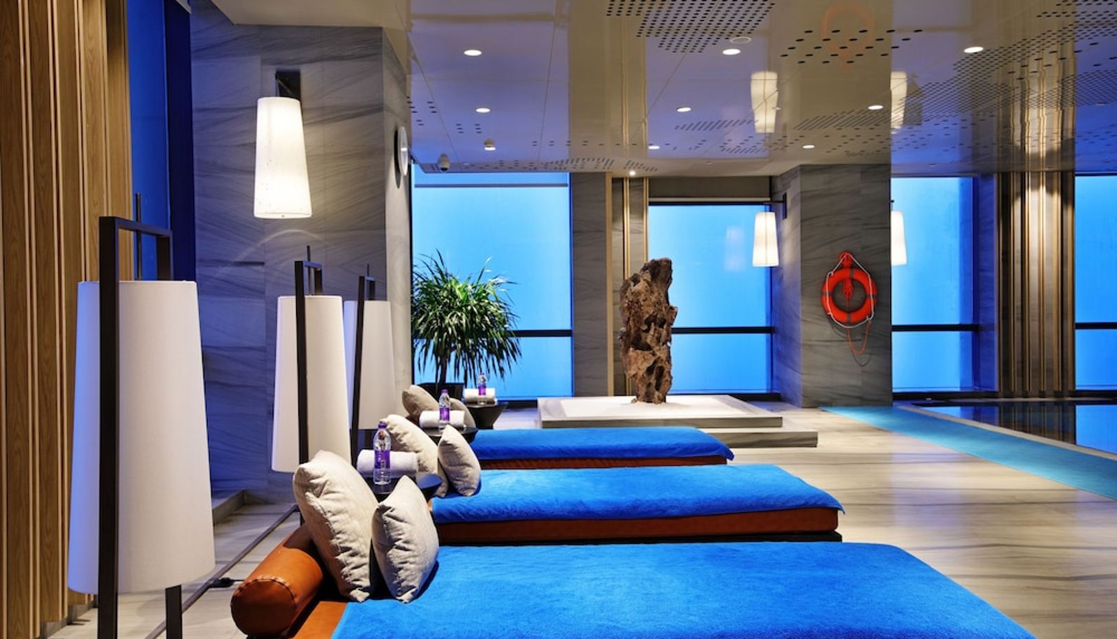 Pool - HUALUXE Hotels and Resorts WUXI TAIHU
