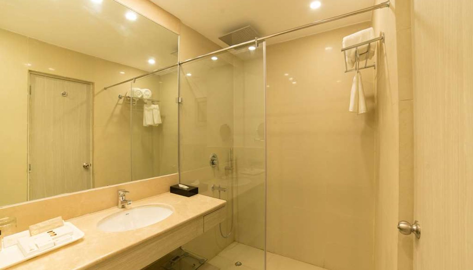 Info - GOLDEN TULIP SALT LAKE CITY KOLKATA
