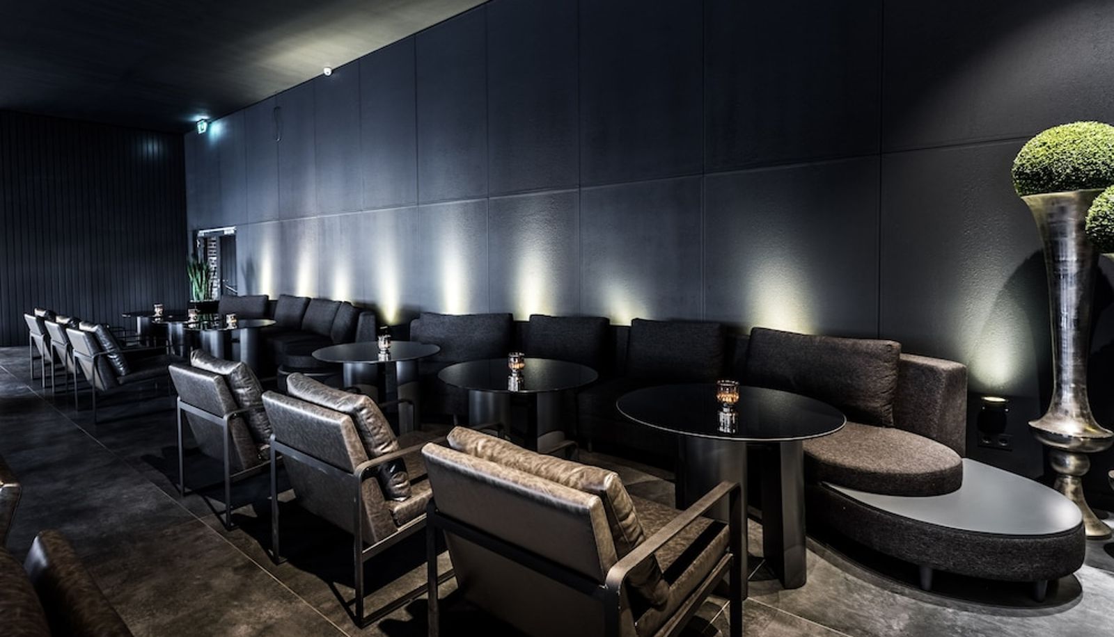 Rezeption - Black Hotels Cologne