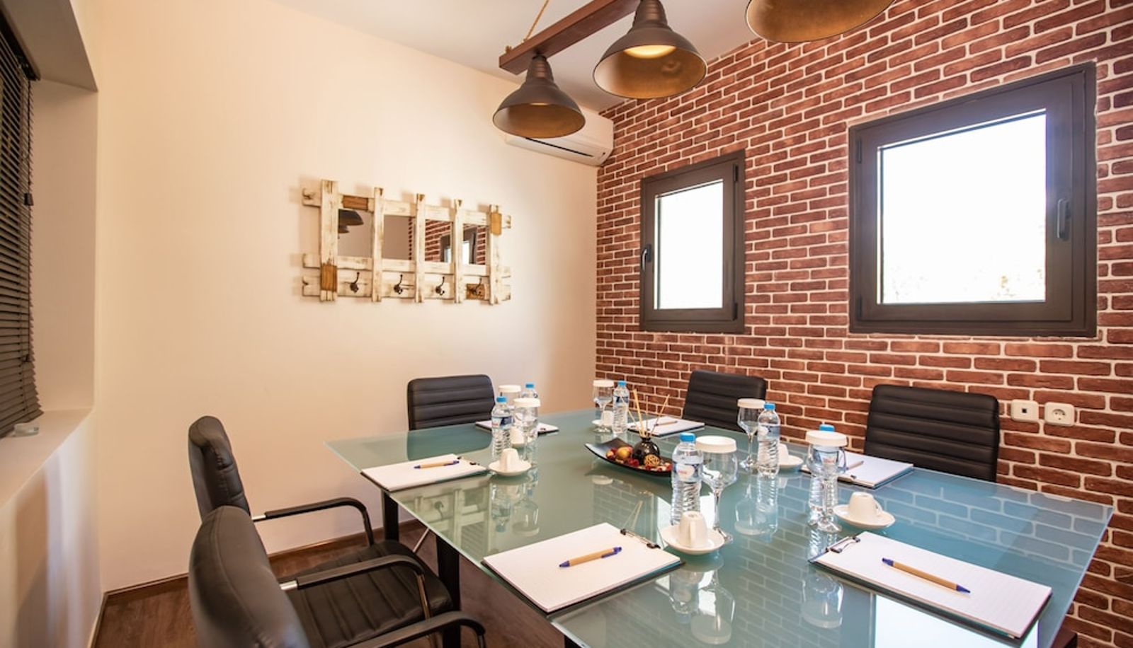 Meetingzimmer - Theatro Hotel Odysseon