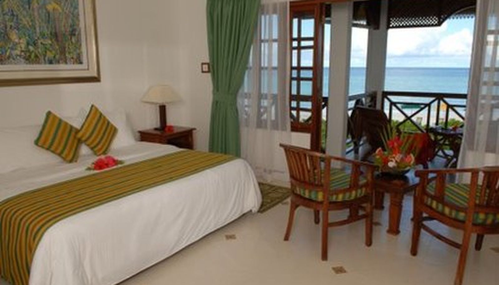 Camera - Acajou Beach Resort