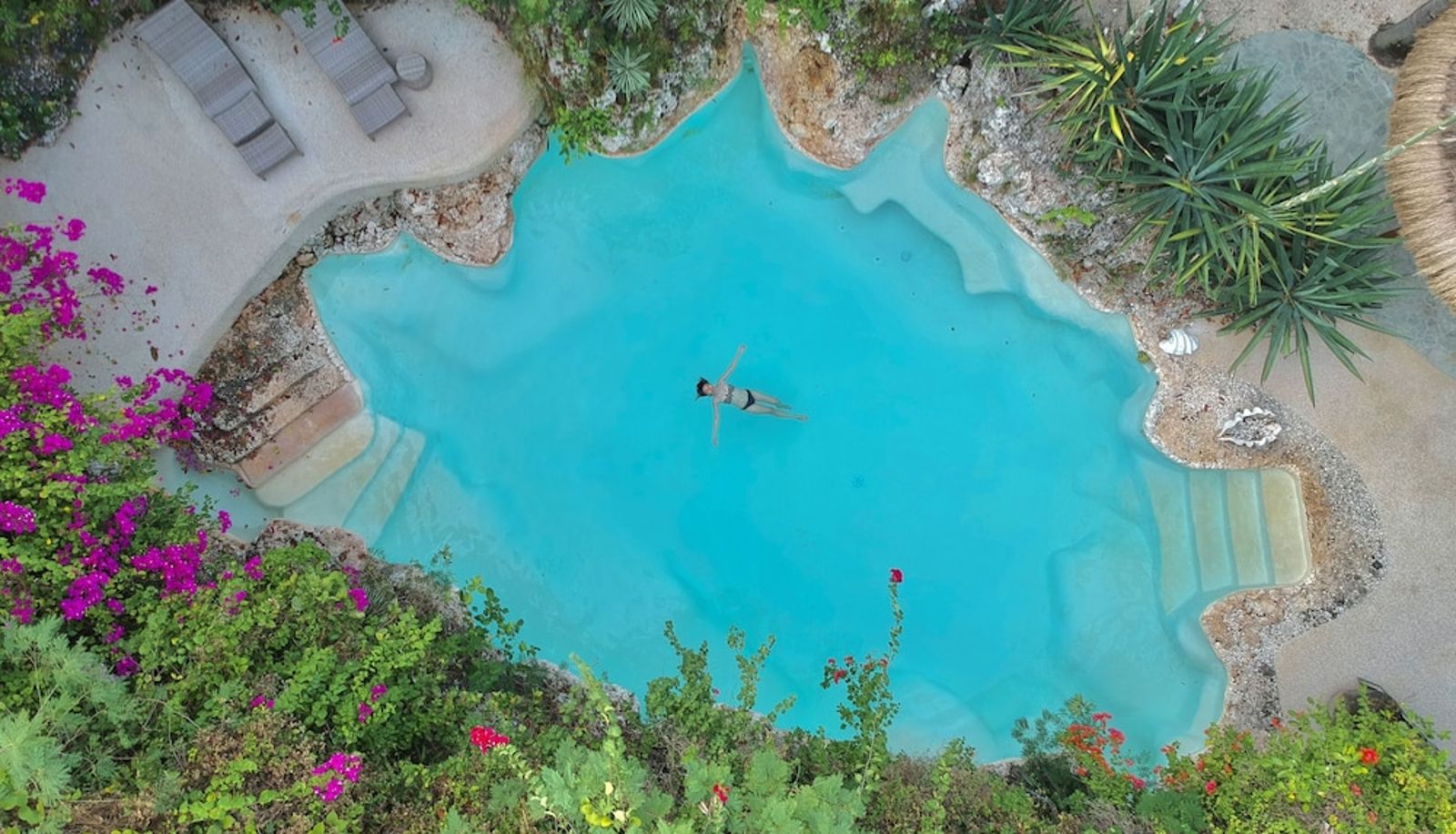 Pool - Coco Grove Beach Resort