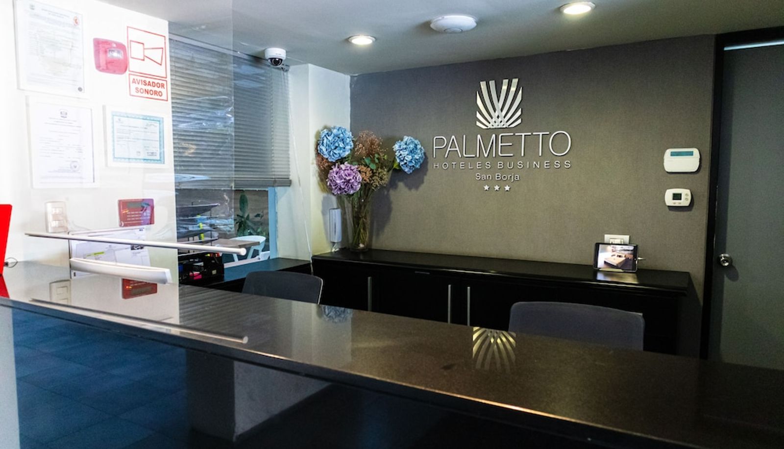 Réception - Palmetto Hotel Business San Borja