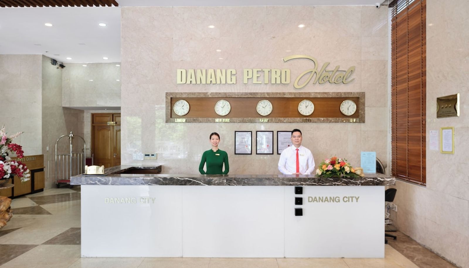 Réception - Danang Petro Hotel