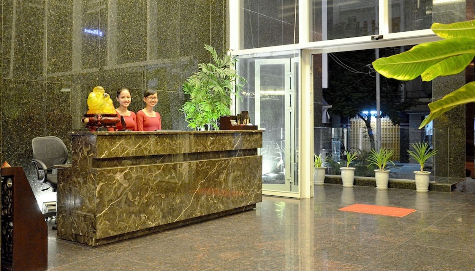 Reception - D&C Hotel