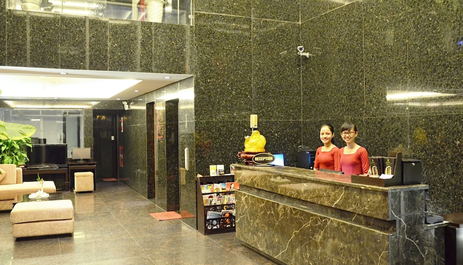 Reception - D&C Hotel