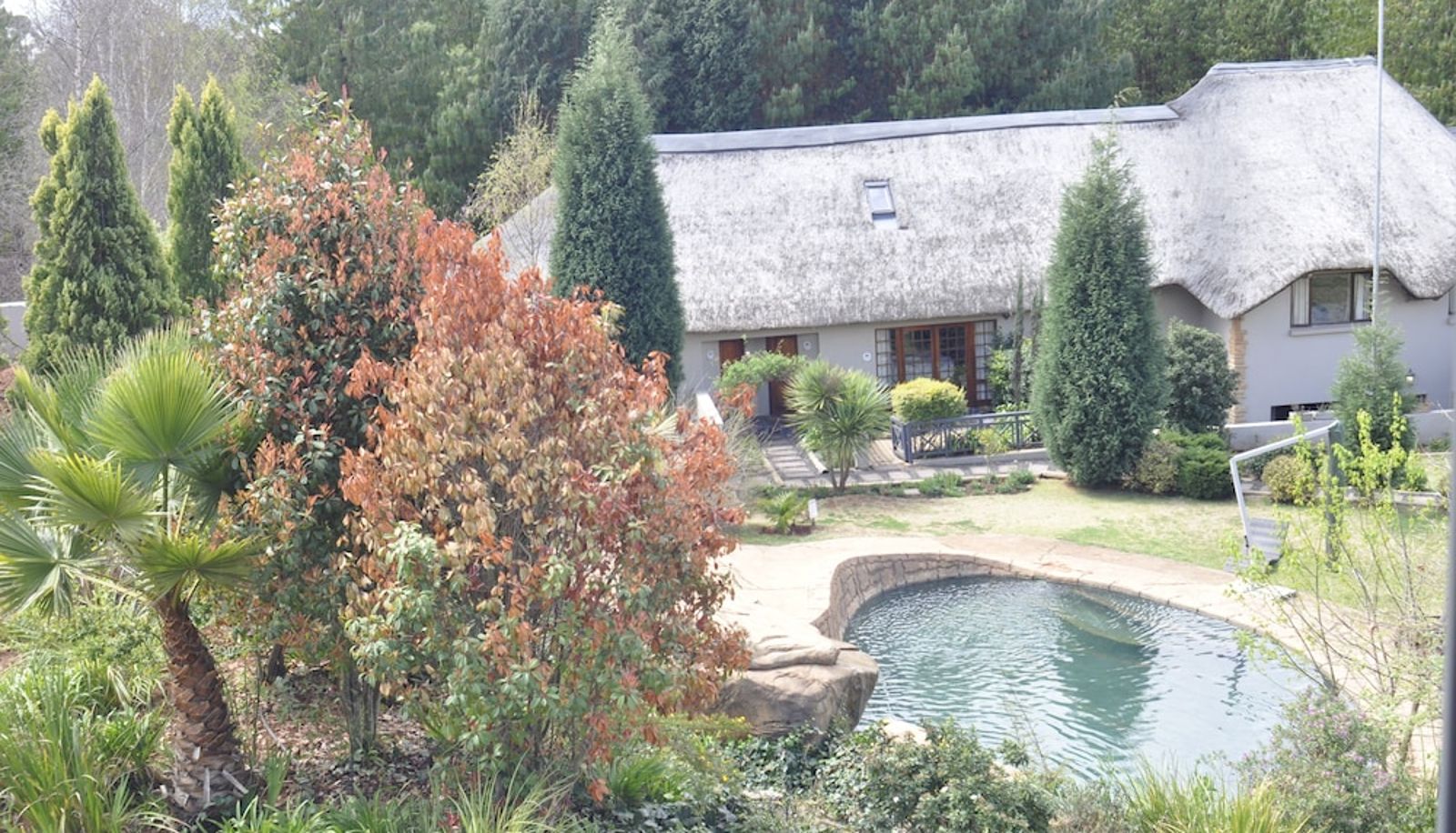 Piscina - The Highlander Hotel
