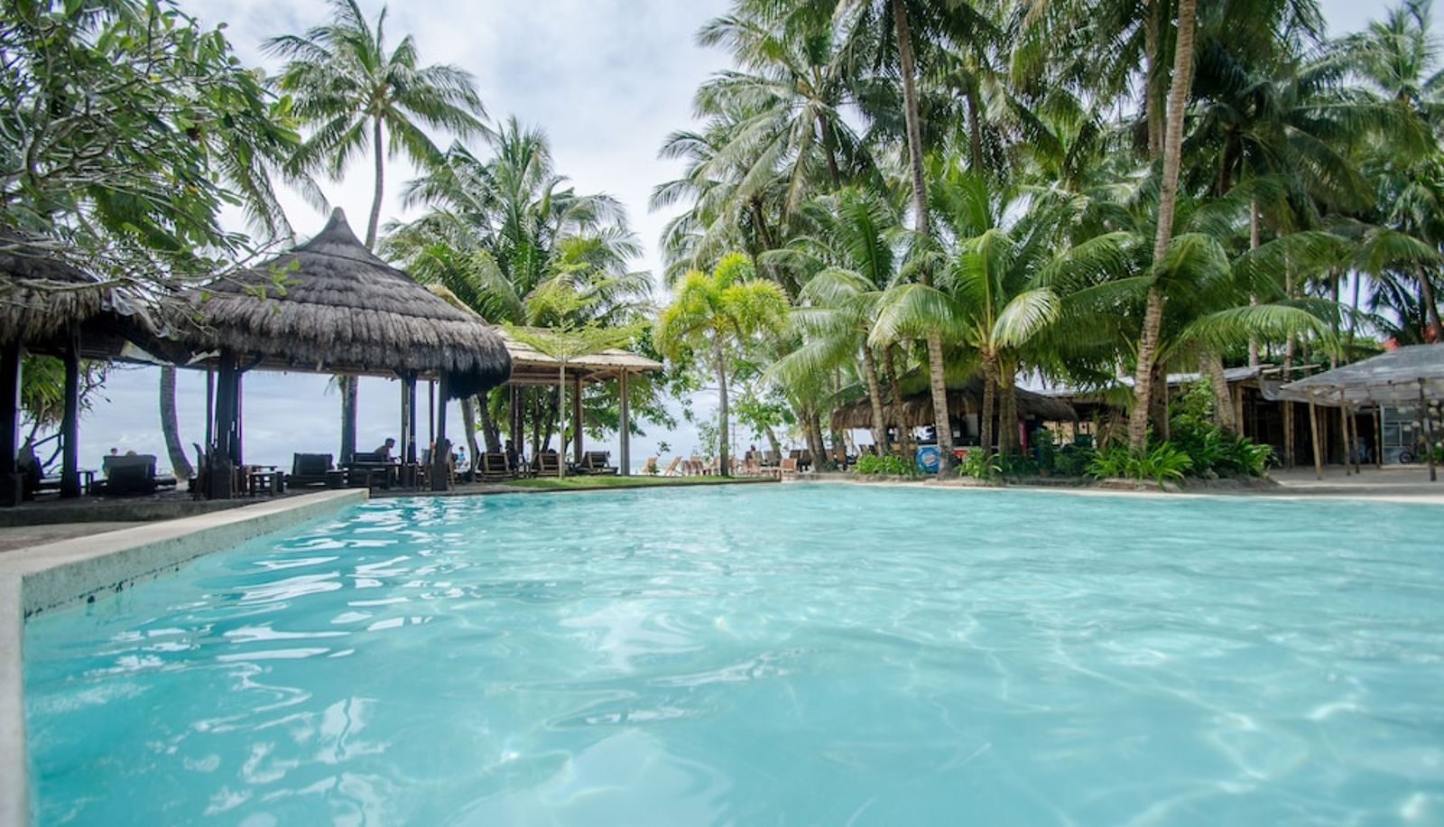 Zwembad - Sea Wind Resort