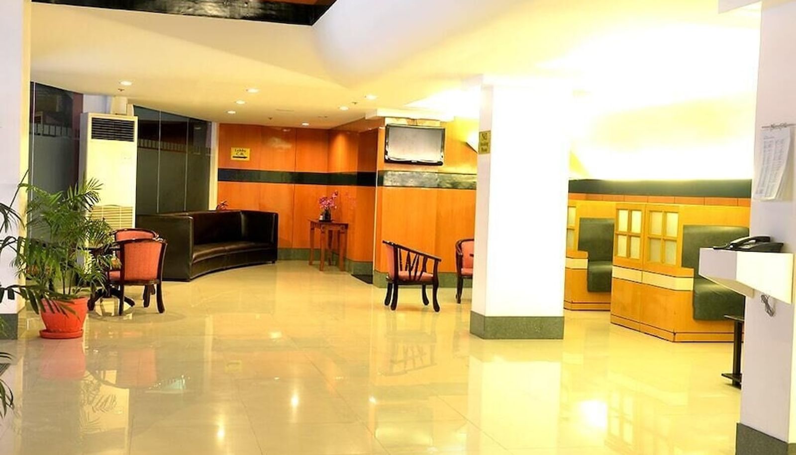 Recepción - Hotel Sogo Tarlac