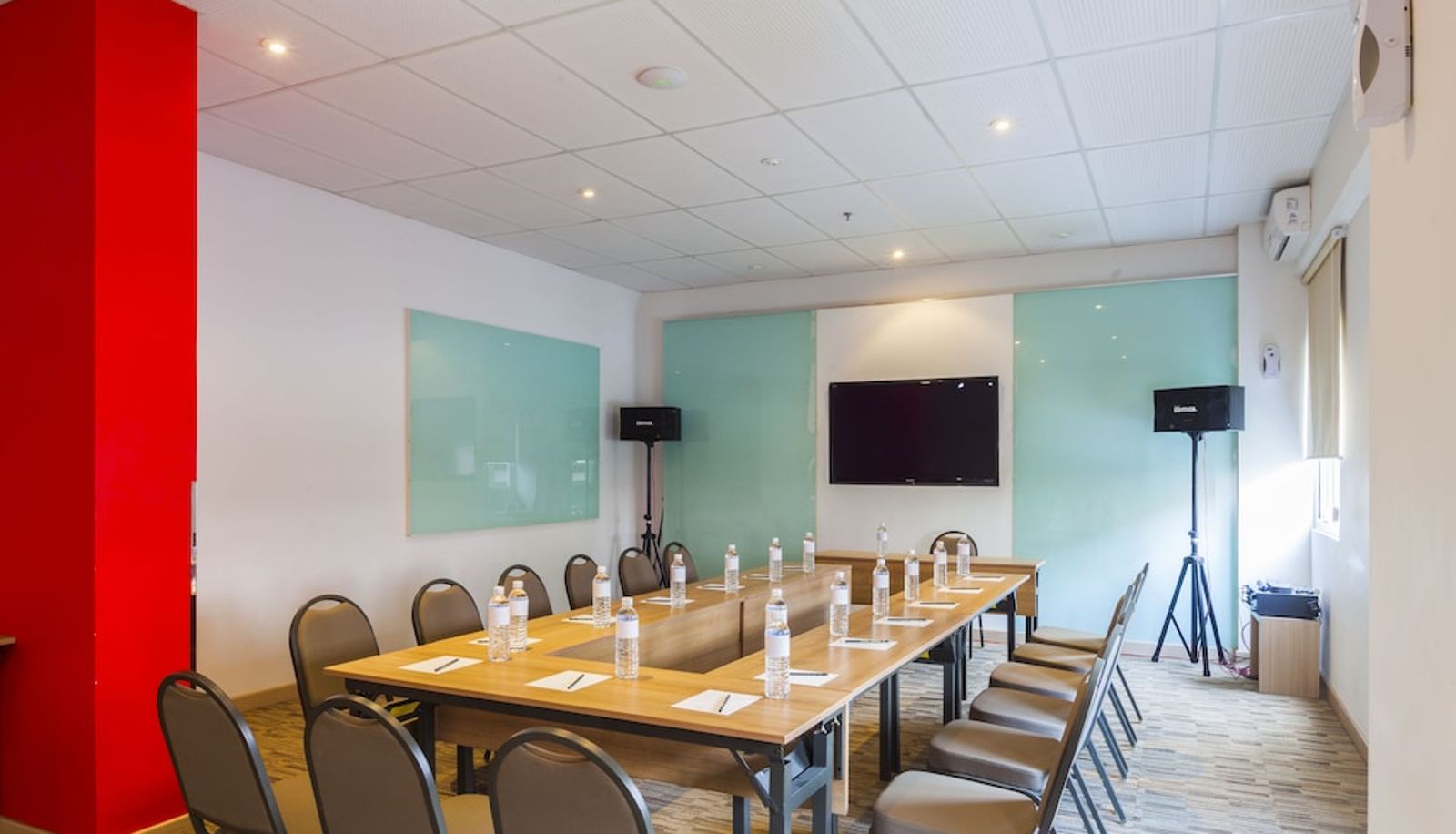Salle de réunion - Red Planet Bekasi