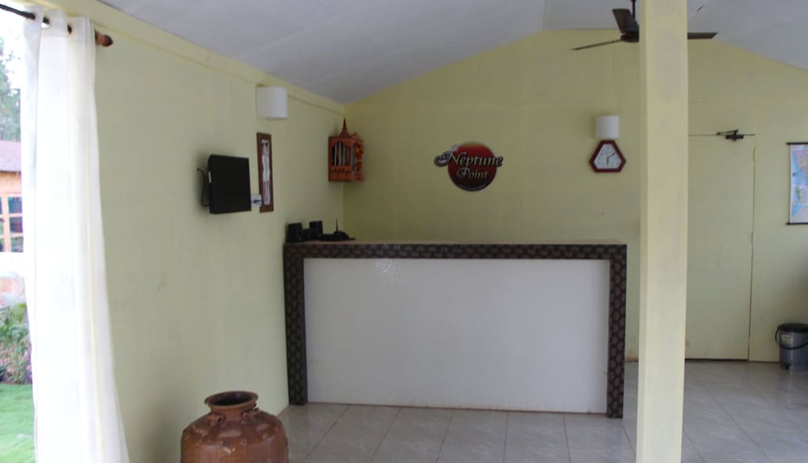 Recepcja - Neptune Point Premium Cottages