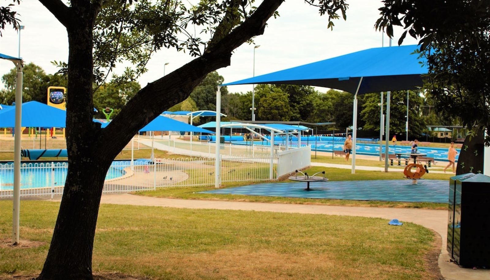 Pool - Eureka Lodge Motel