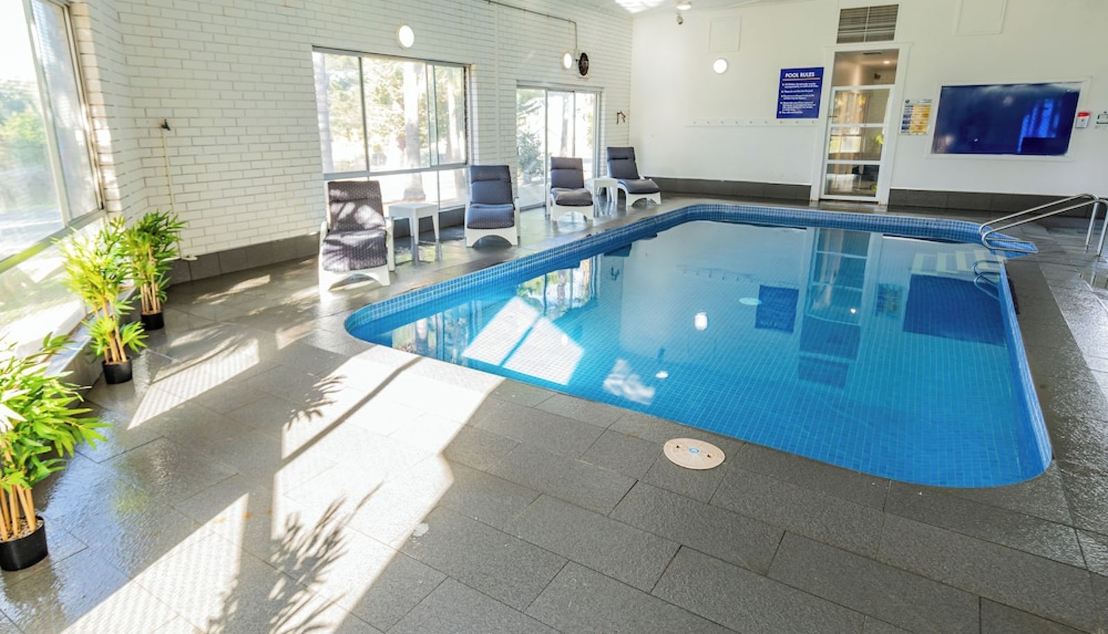 Piscina - Eden Motel