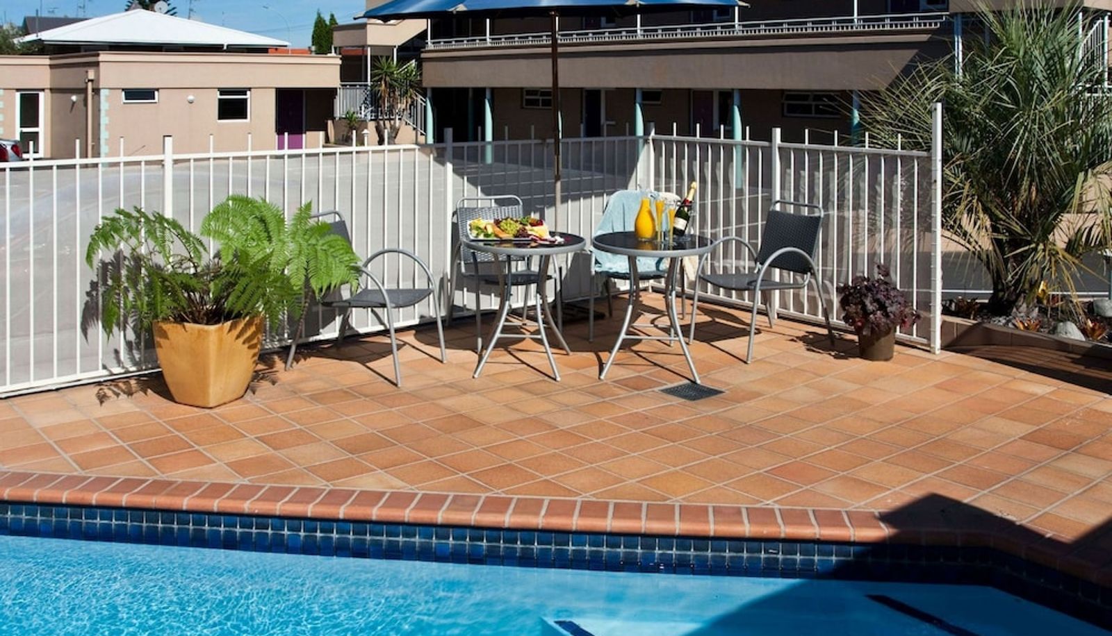 Pool - Baywatch Motor Inn