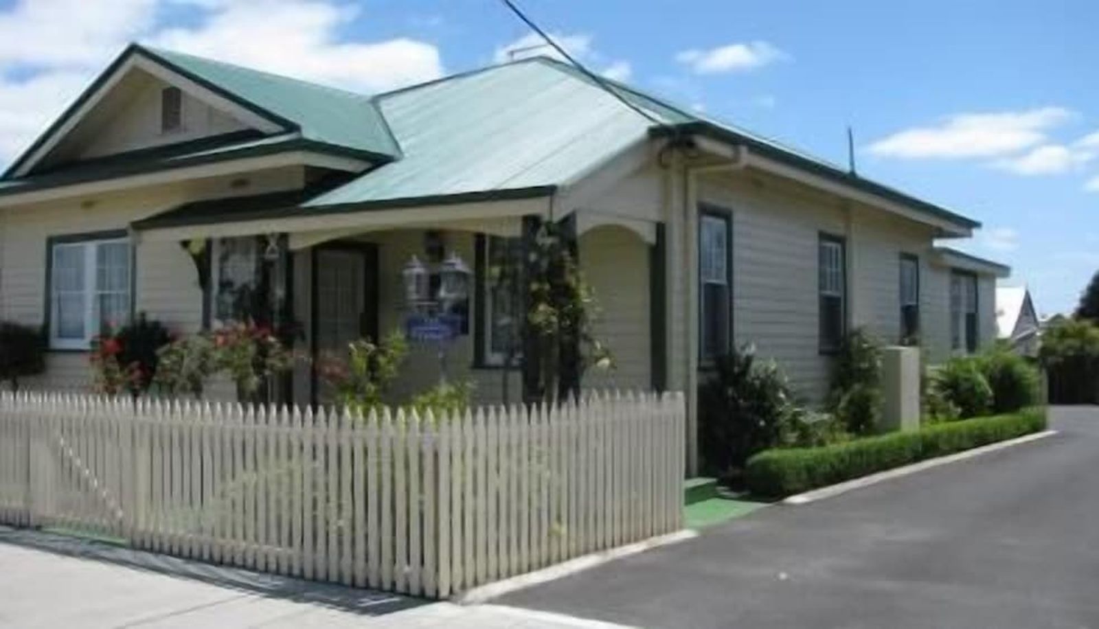Info - The Postmaster Inn BnB
