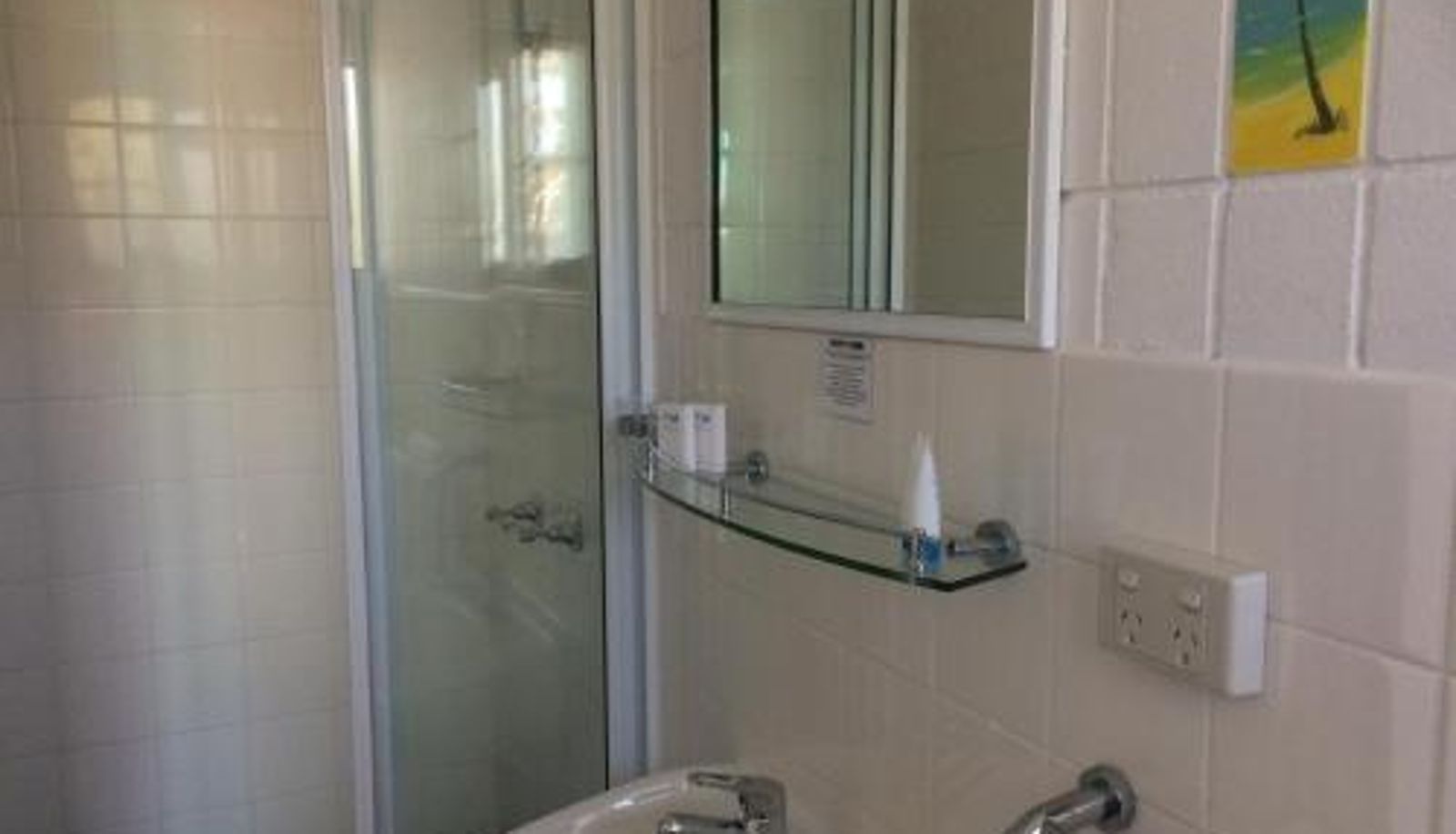 Badezimmer - Tropical Palms Resort & 4WD Hire
